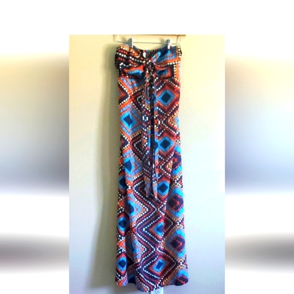 Xhilaration Blue and Orange Geometric Strapless Dress